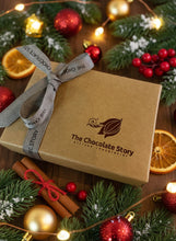 Load image into Gallery viewer, 6 Chocolate Christmas Gift Box